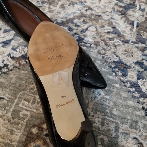 Cole Haan Black Patent Pump Heels - Picture 10 of 11